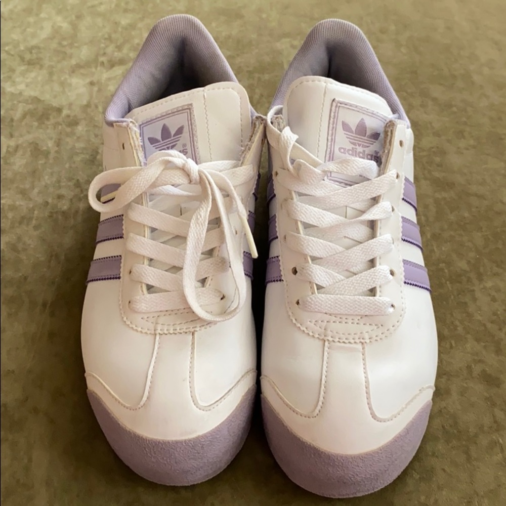 Adidas Sneakers